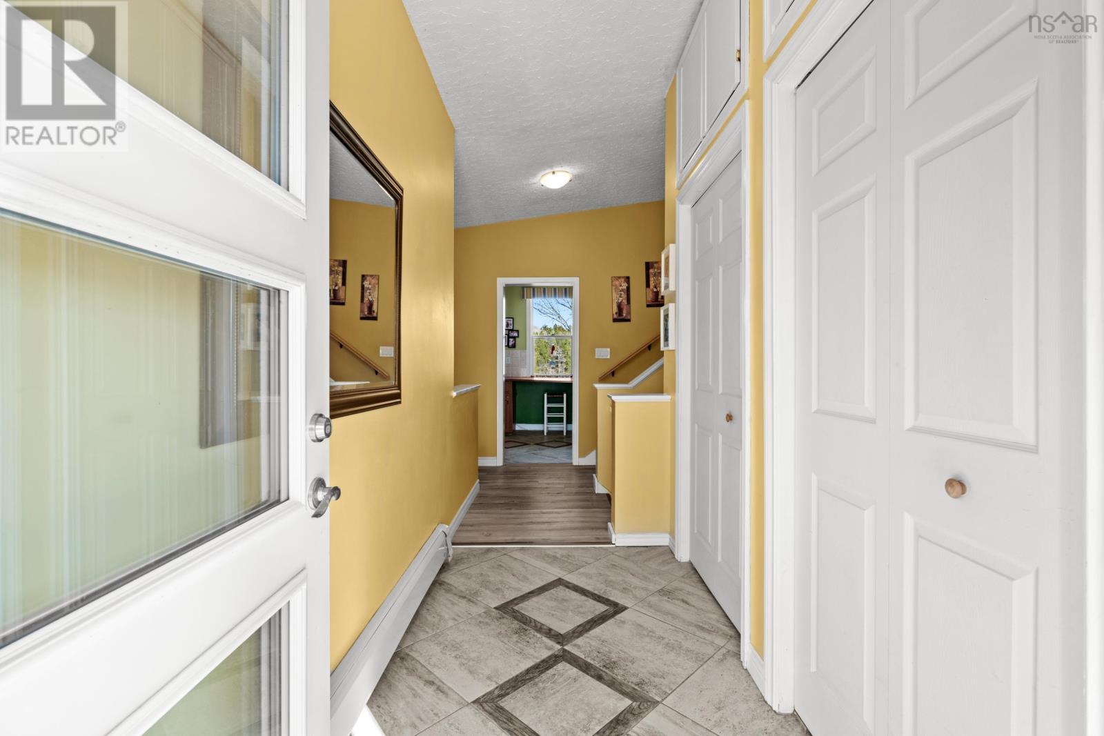 25 Wildwood Boulevard