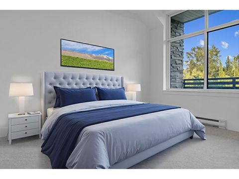 204 9983 E BARNSTON DRIVE Surrey BC V4N6T3