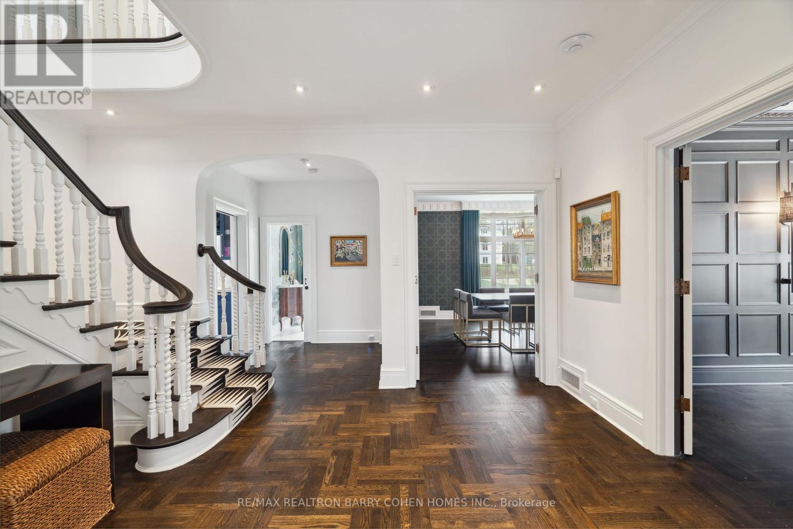 15 PARK LANE CIRCLE