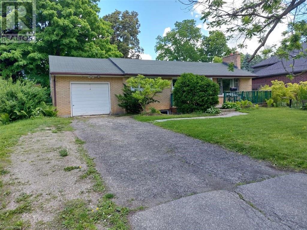 74 RODNEY Boulevard
