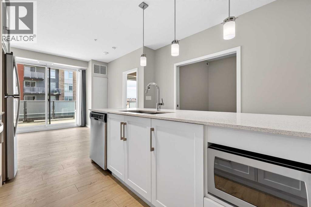 403, 122 Mahogany Centre SE