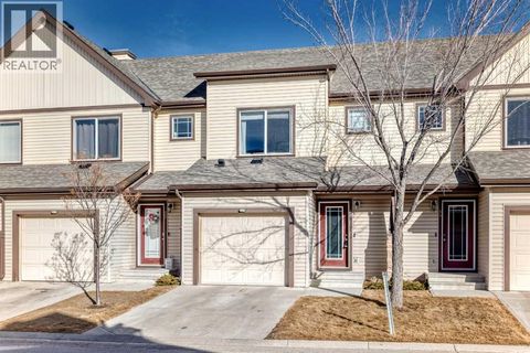48 copperpond Landing SE Calgary AB T2Z1G6