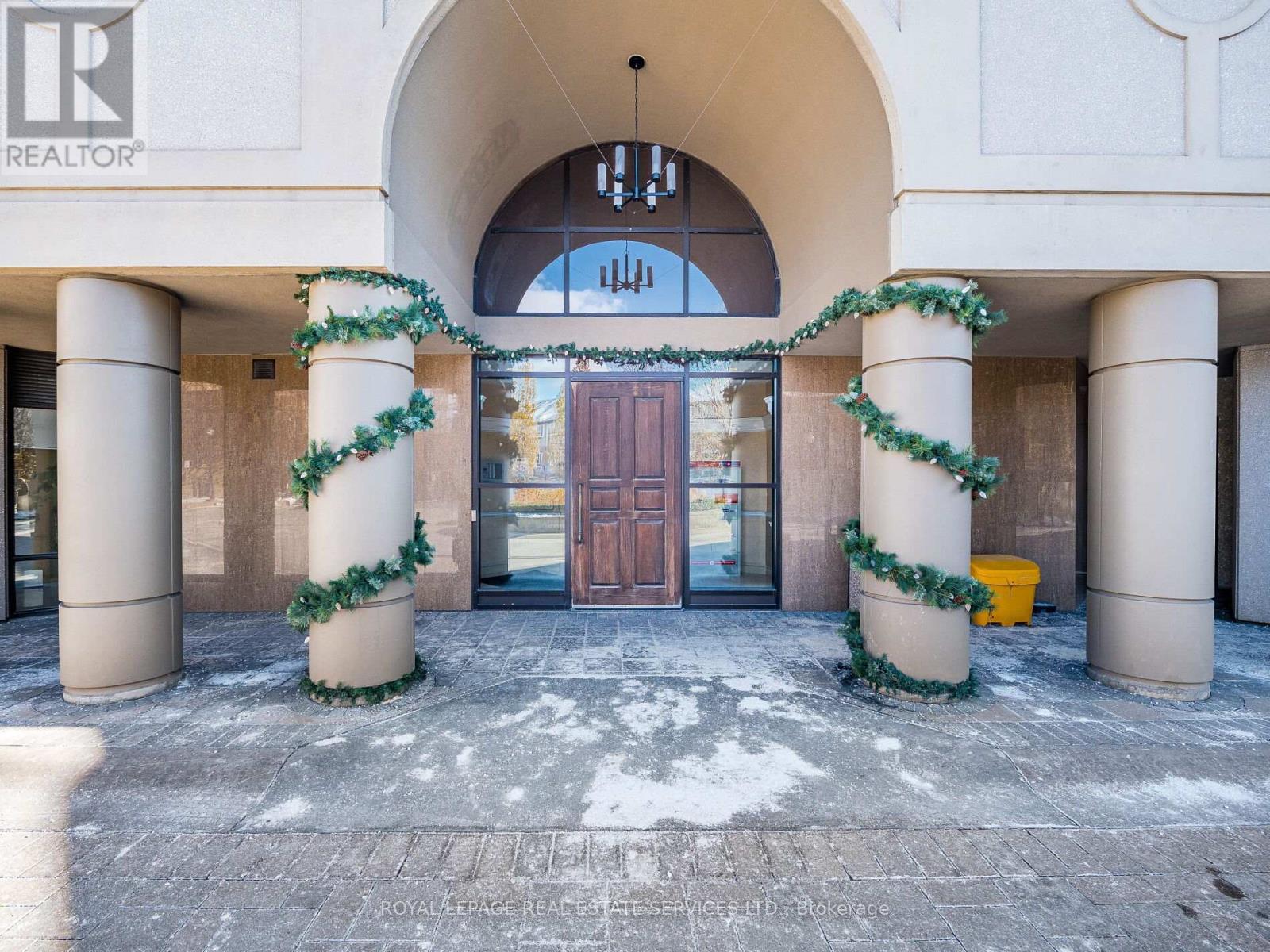 113 - 220 FORUM DRIVE