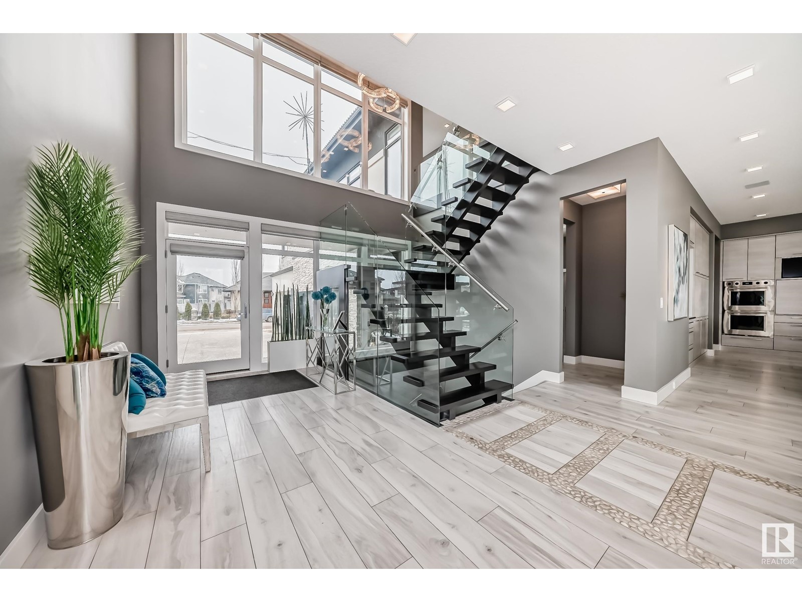 4129 CAMERON HEIGHTS PT NW