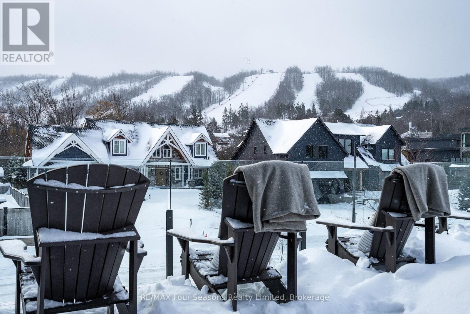 126 COURCHEVEL CRESCENT