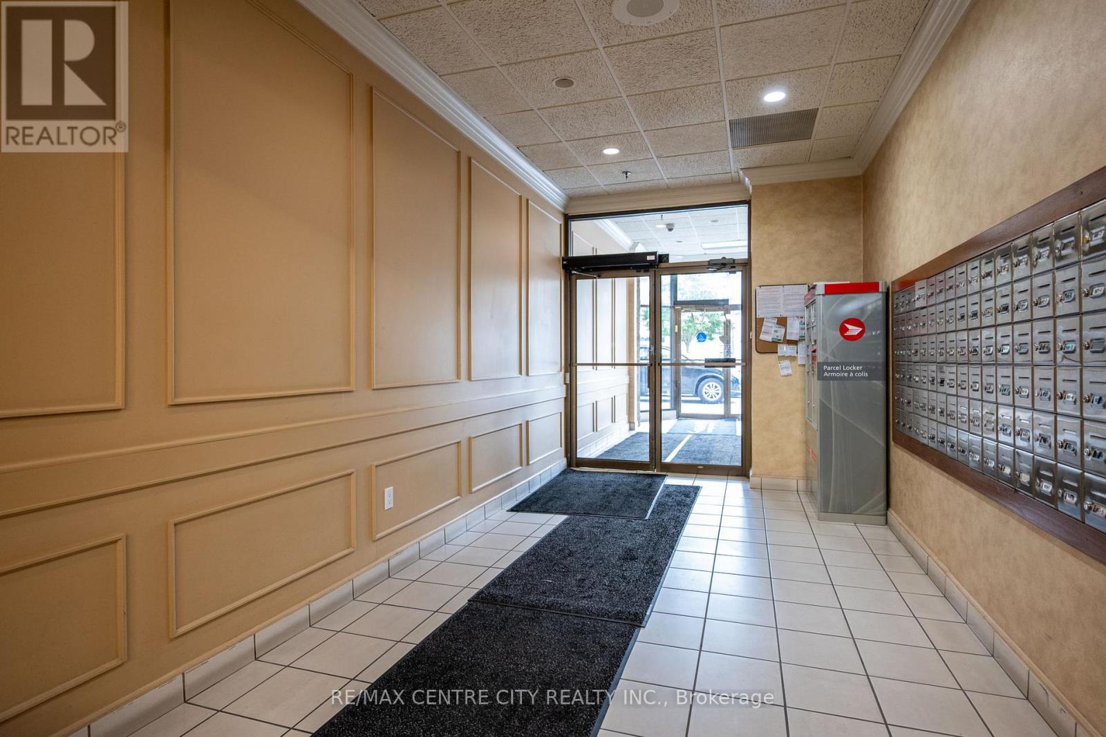 2108 - 389 DUNDAS STREET E