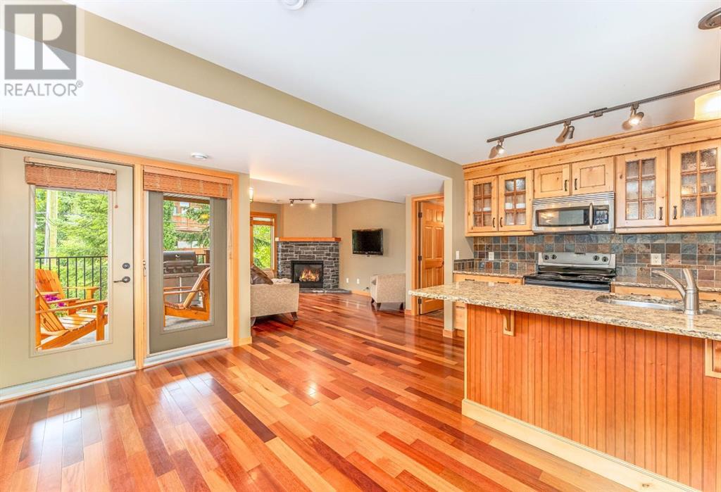 2, 722 3rd Street