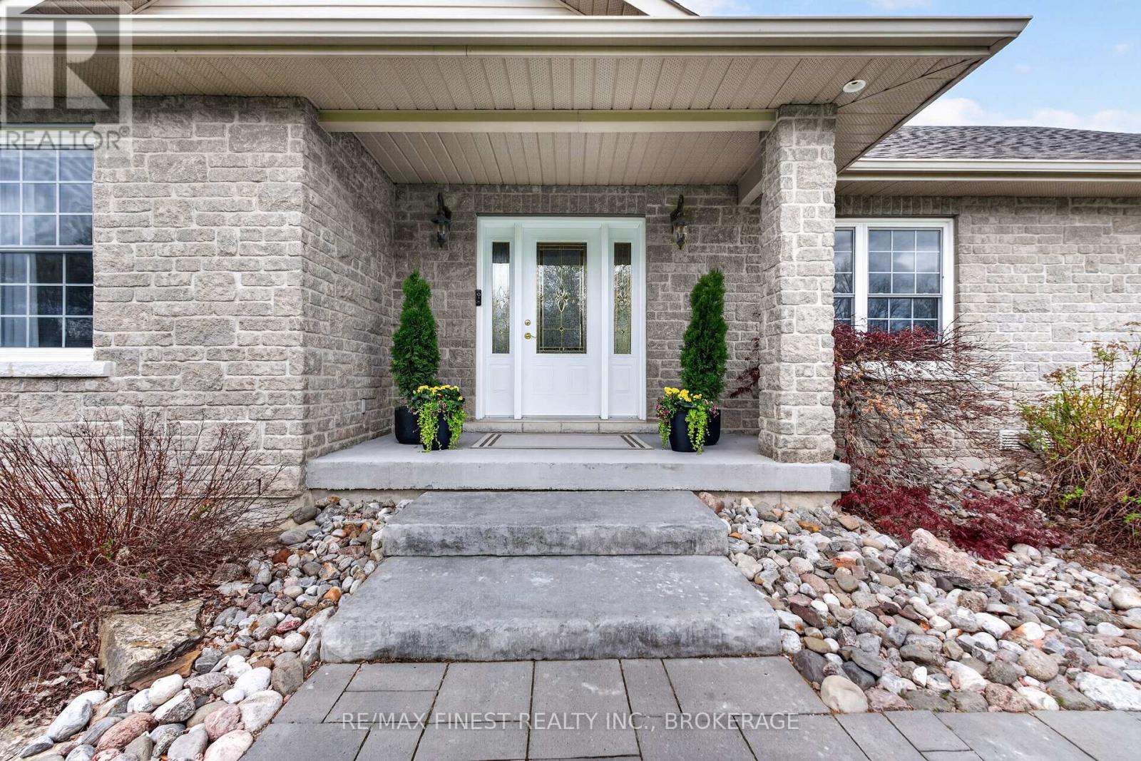2548 SANDS ROAD
