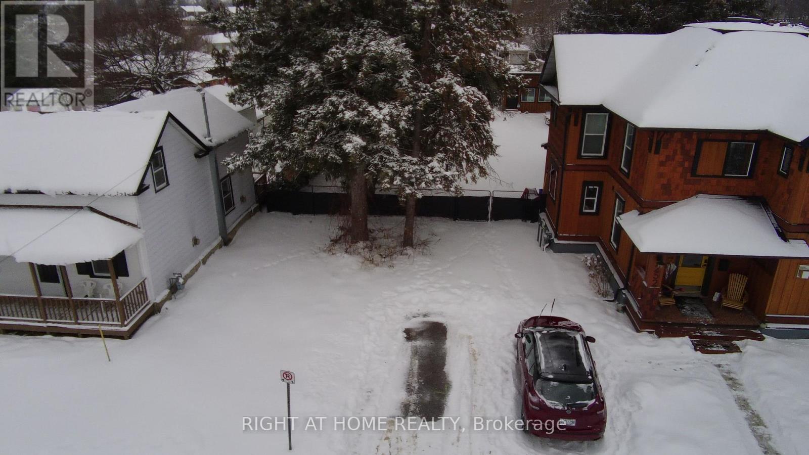 250 HARRINGTON STREET