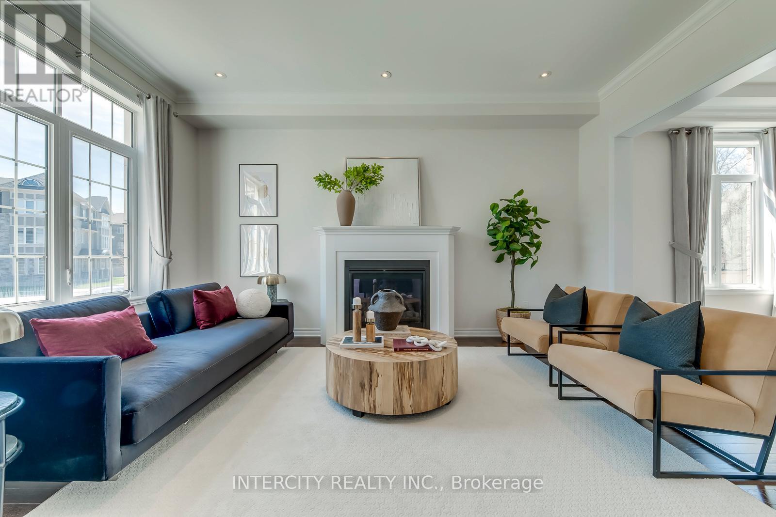 259 POLLY DRIVE