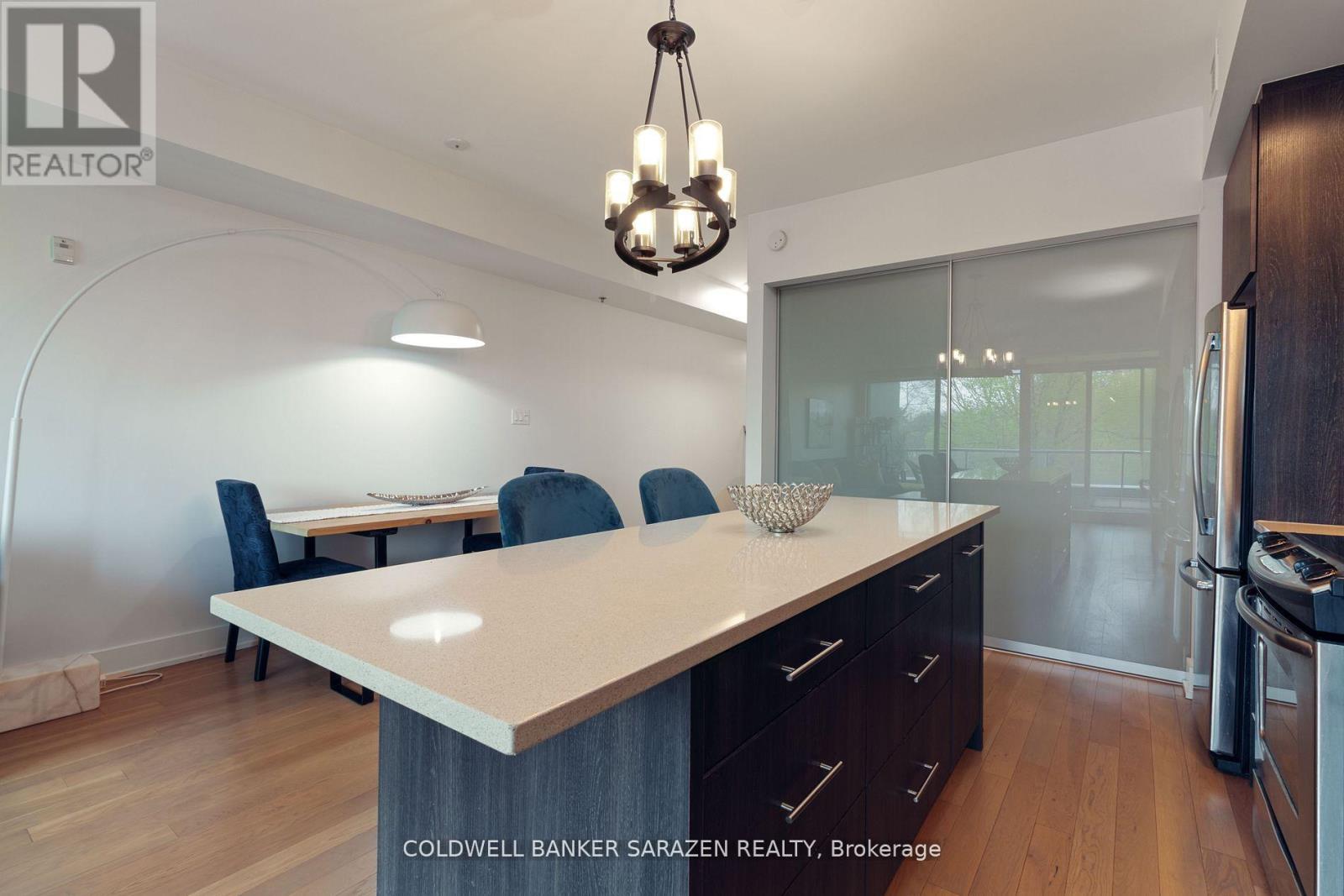306 - 98 RICHMOND ROAD