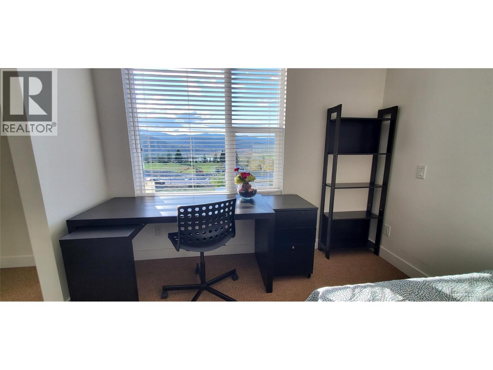 975 ACADEMY Way Unit# 401