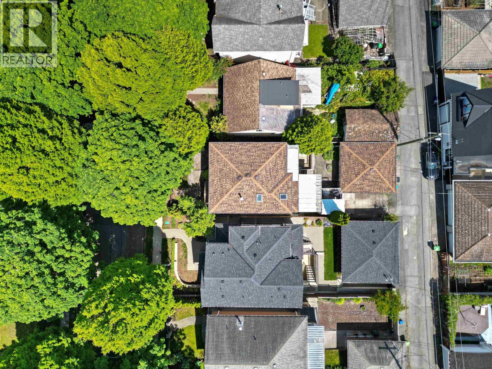 4988 SHERBROOKE STREET