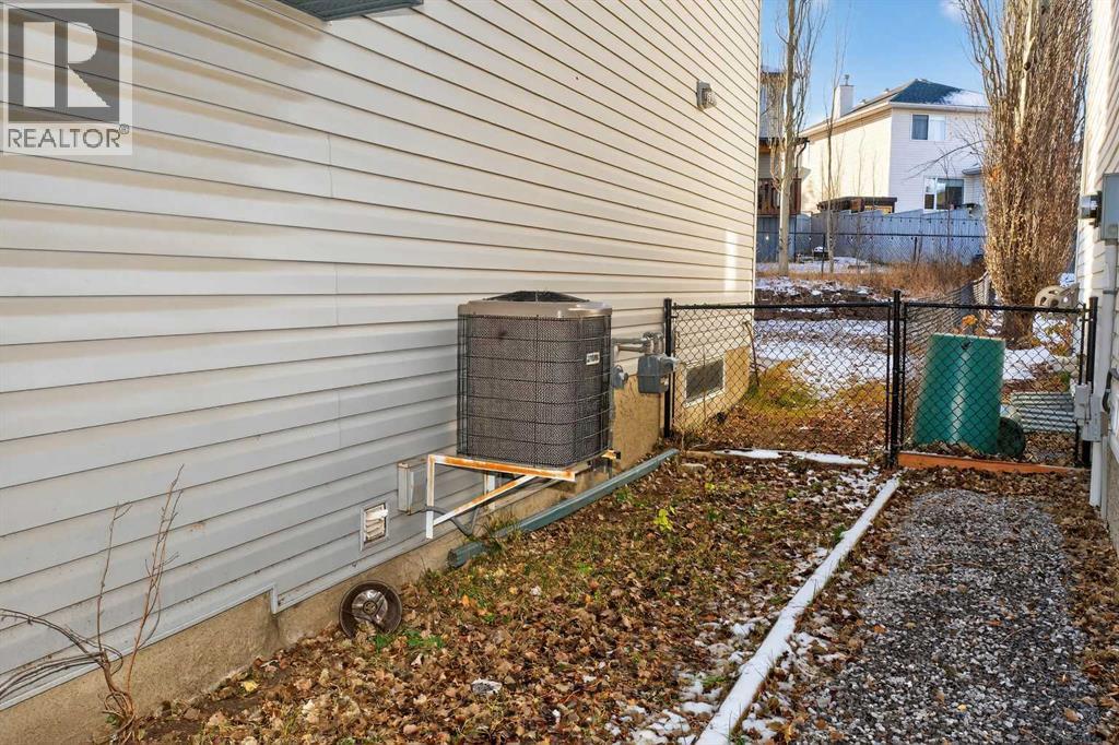 263 Citadel Meadow Grove NW