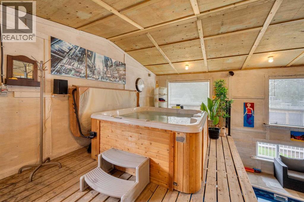 9428 Abbott Place SE