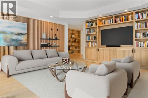 40 OLD MILL Road Unit# 103 Oakville ON L6J7W2