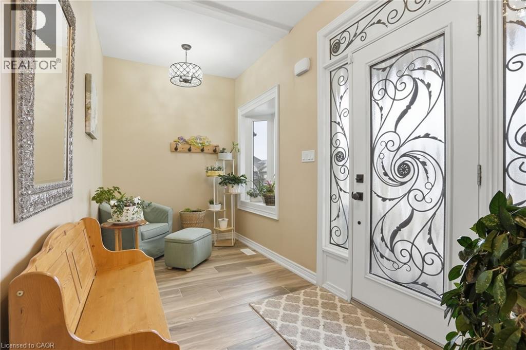 104 ANASTASIA Boulevard