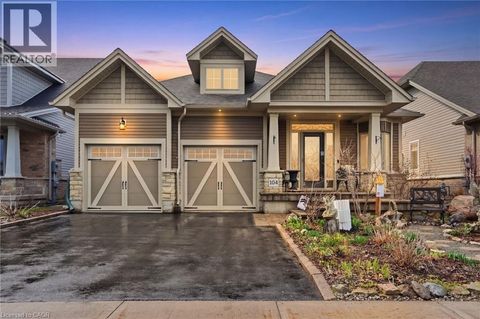 104 ANASTASIA Boulevard West Lincoln ON L0R2A0