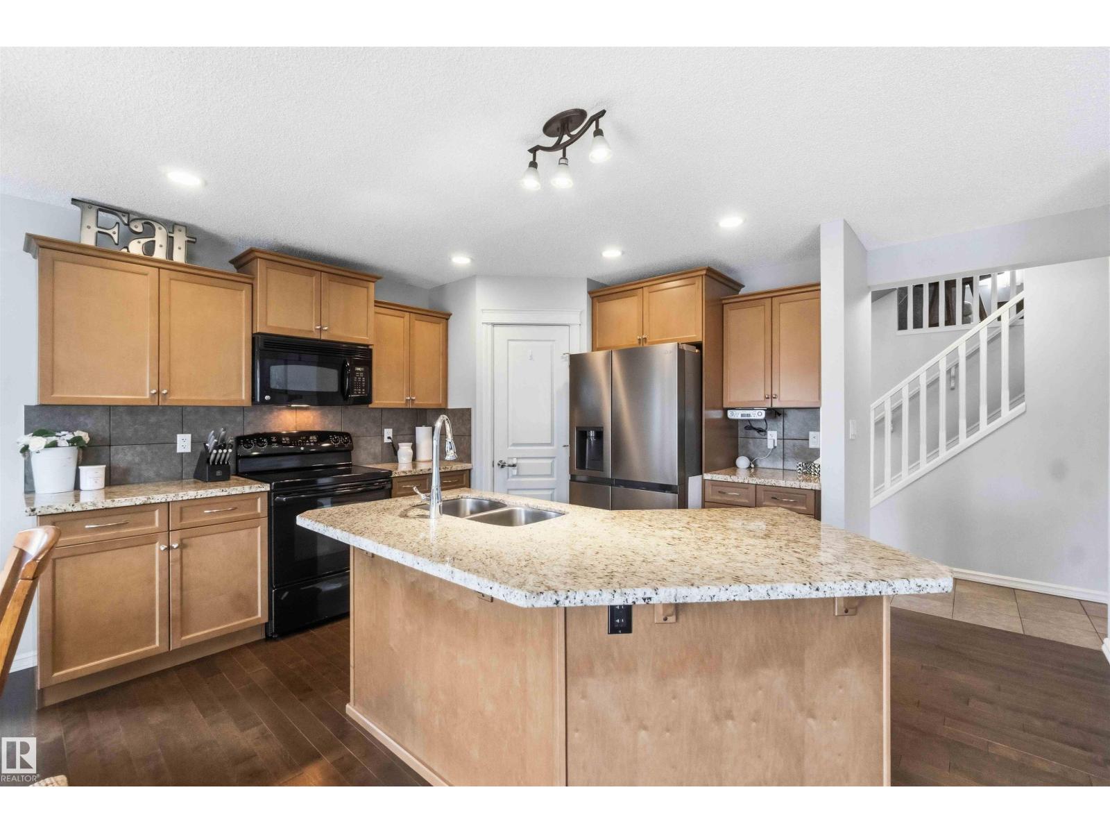 38 CRANSTON PL