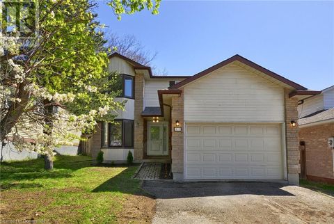 17 CINDY Avenue Cambridge ON N3C3K9