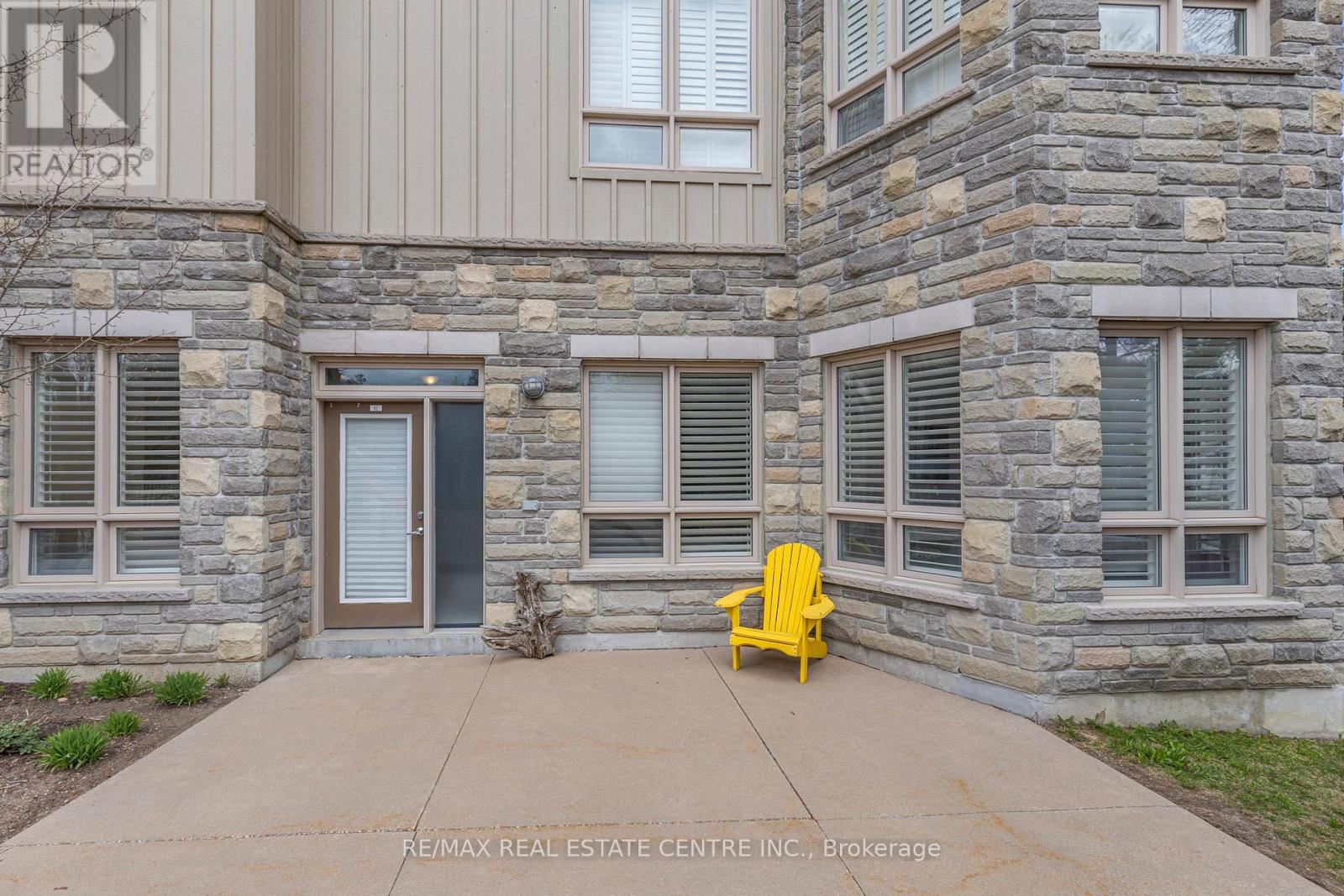 112 - 764 RIVER ROAD E