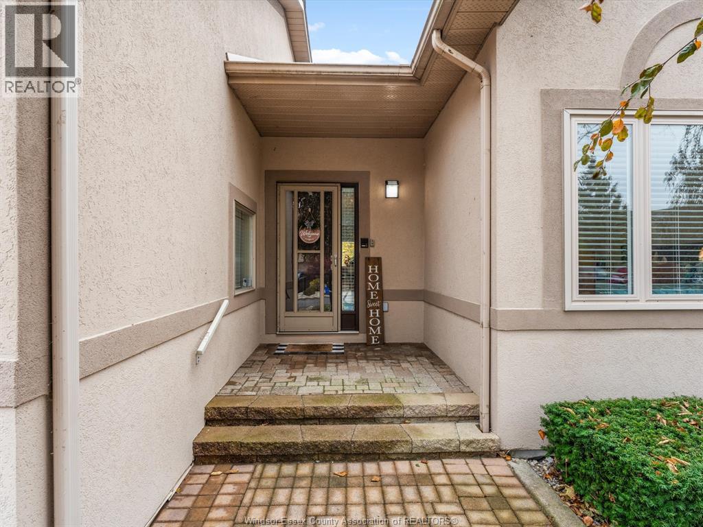 381 TUSCANY CRESCENT