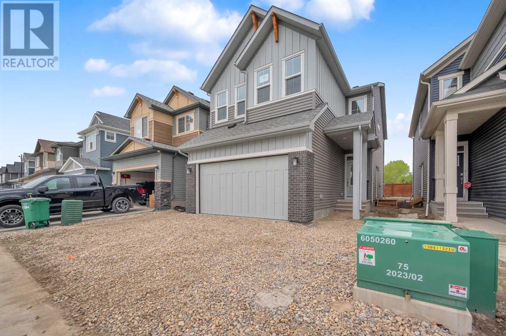 1182 Chinook Winds Circle SW