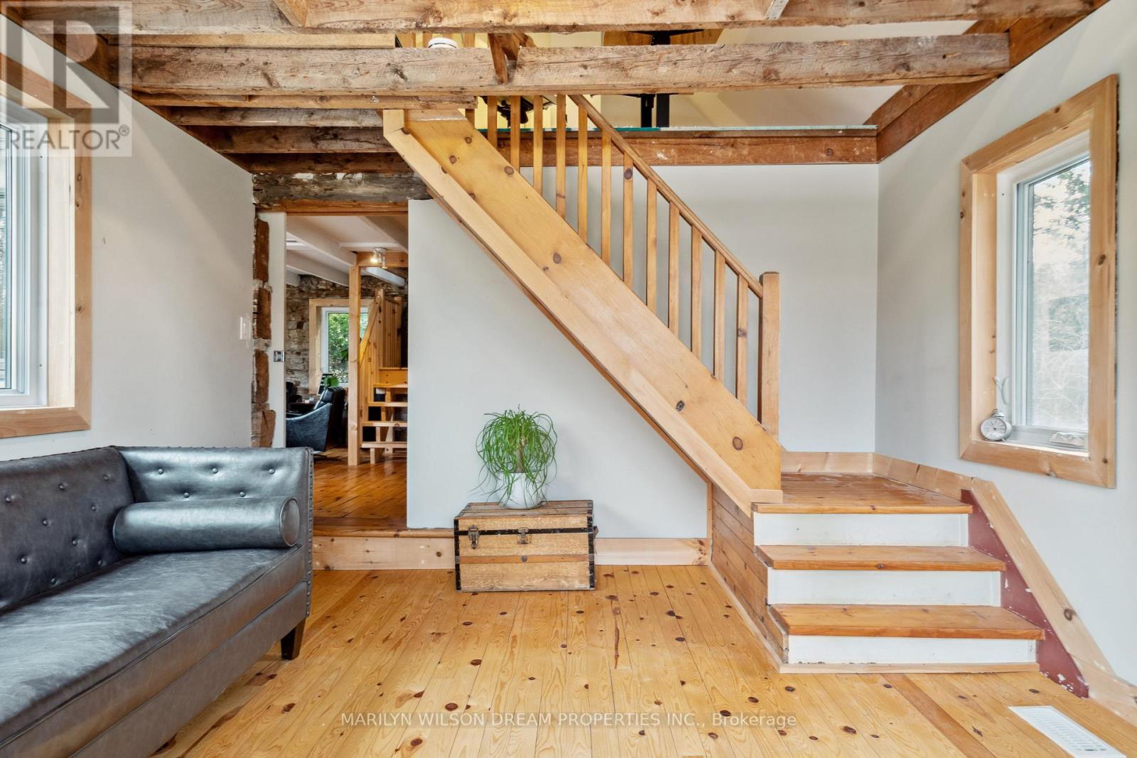 1418 STITTSVILLE MAIN STREET