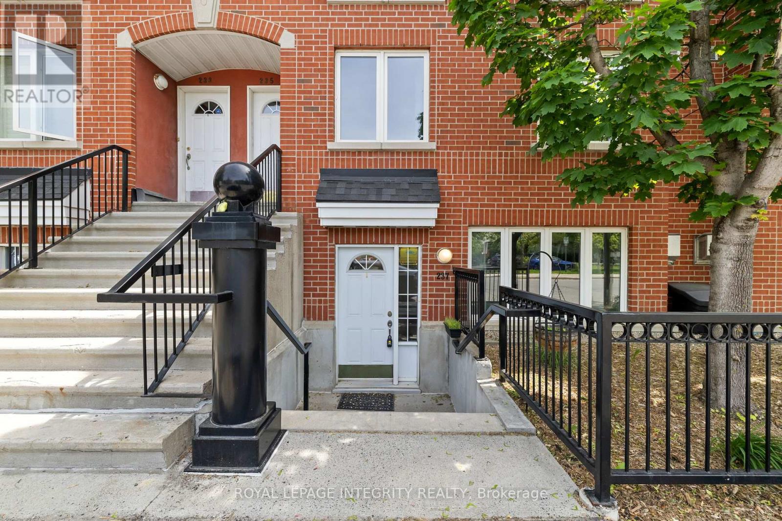 237 CUMBERLAND STREET