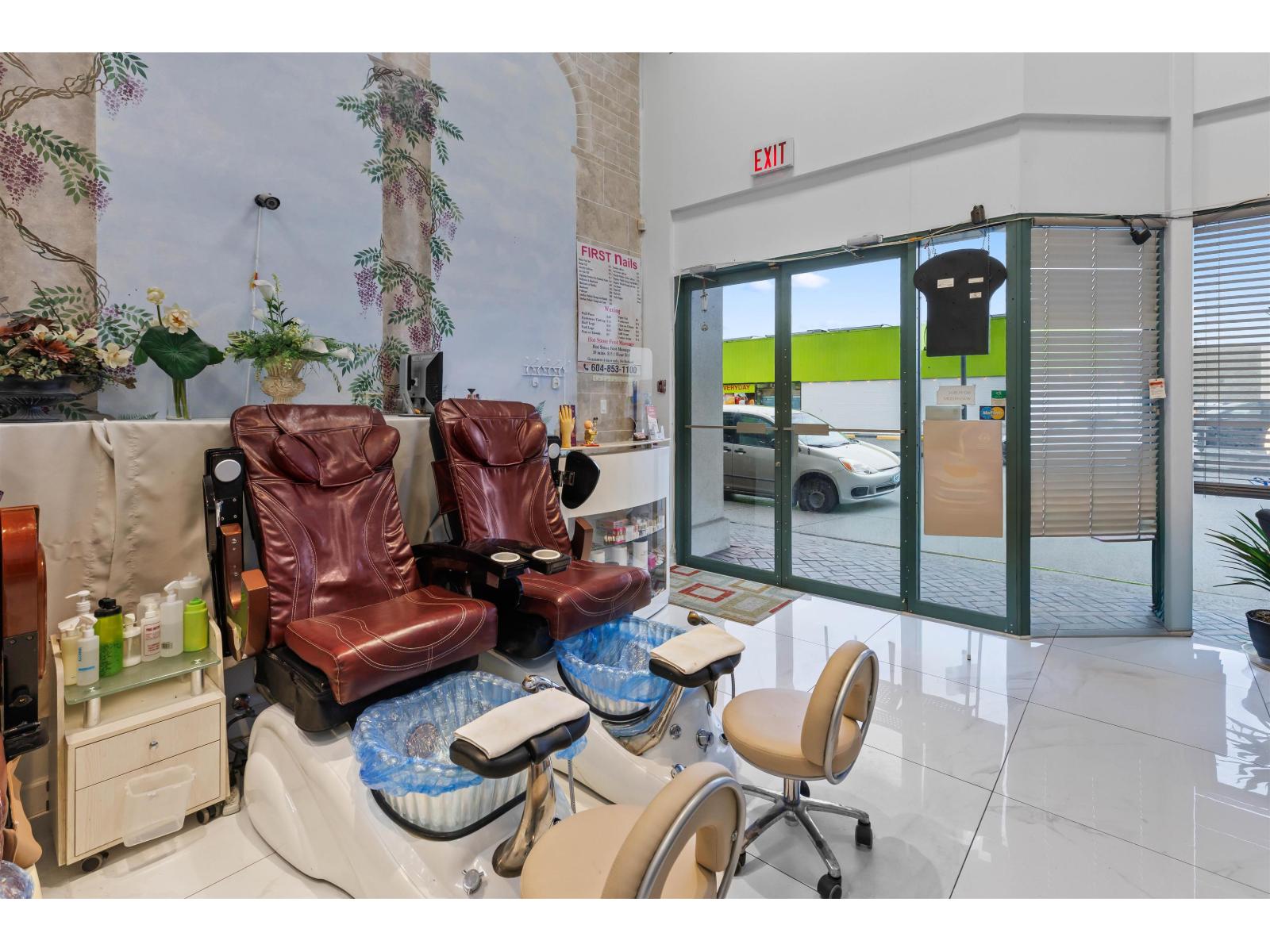 6 32330 S FRASER WAY