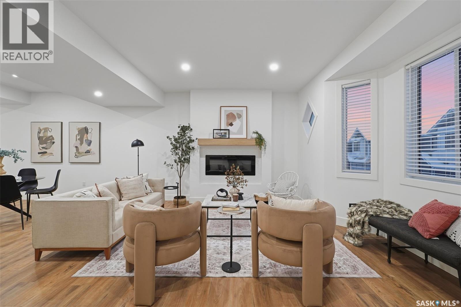 123 3220 11th STREET W