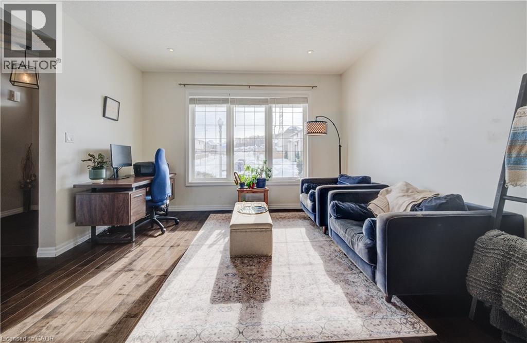 268 EVENS POND Crescent