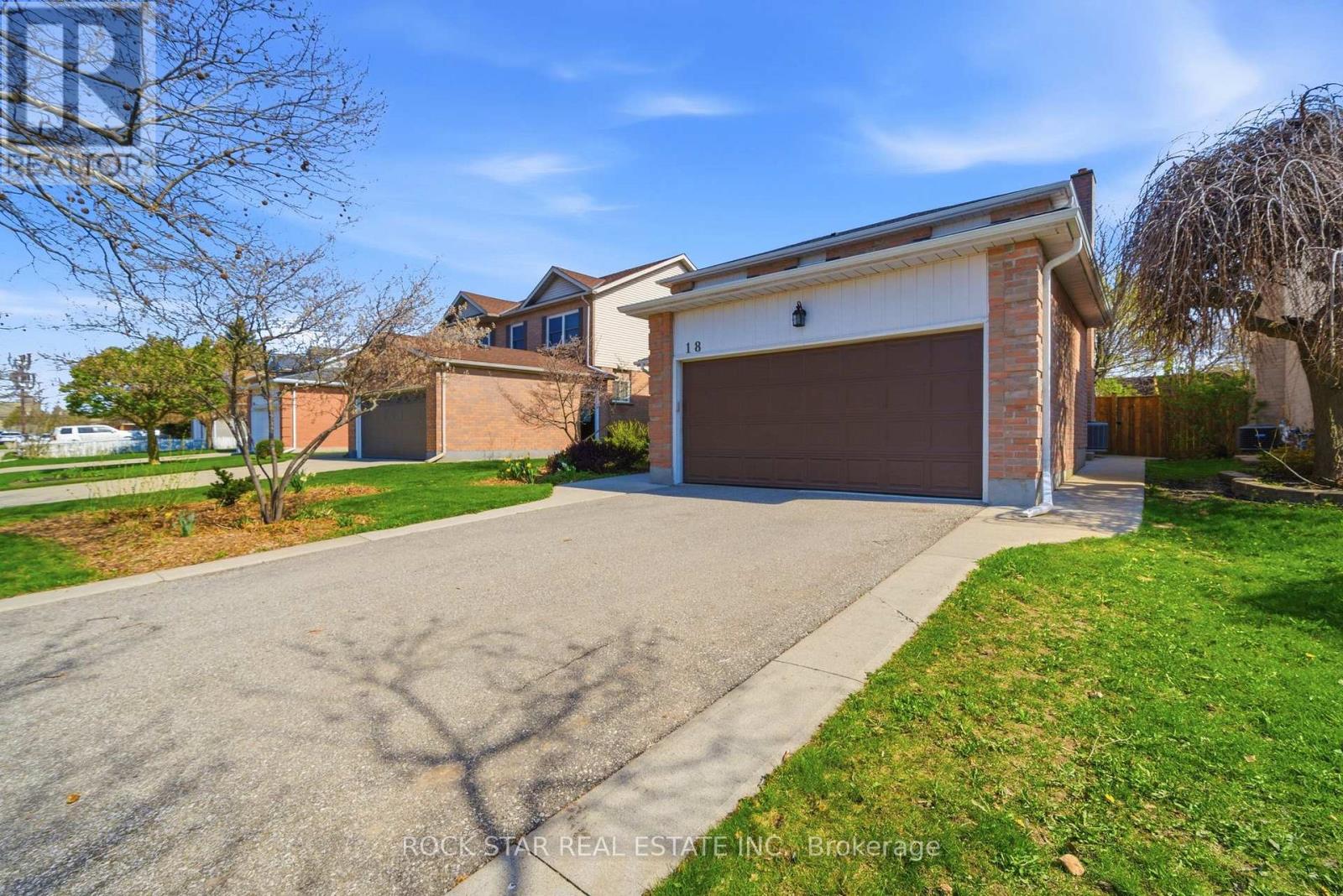 18 NORTHFOREST TRAIL