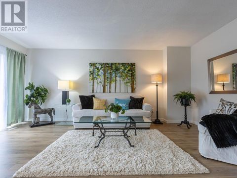 57 - 2605 WOODCHESTER DRIVE Mississauga (Sheridan) ON L5K2E3