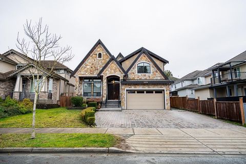 7273 149 STREET Surrey BC V3S0T7