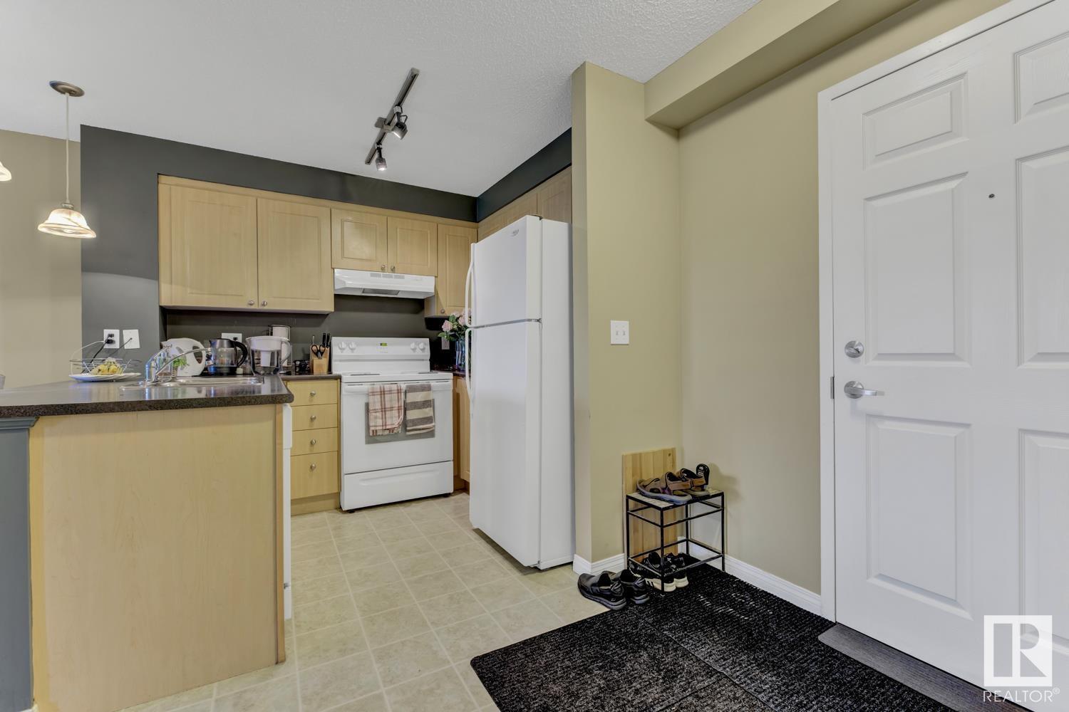 #204 630 MCALLISTER LO SW