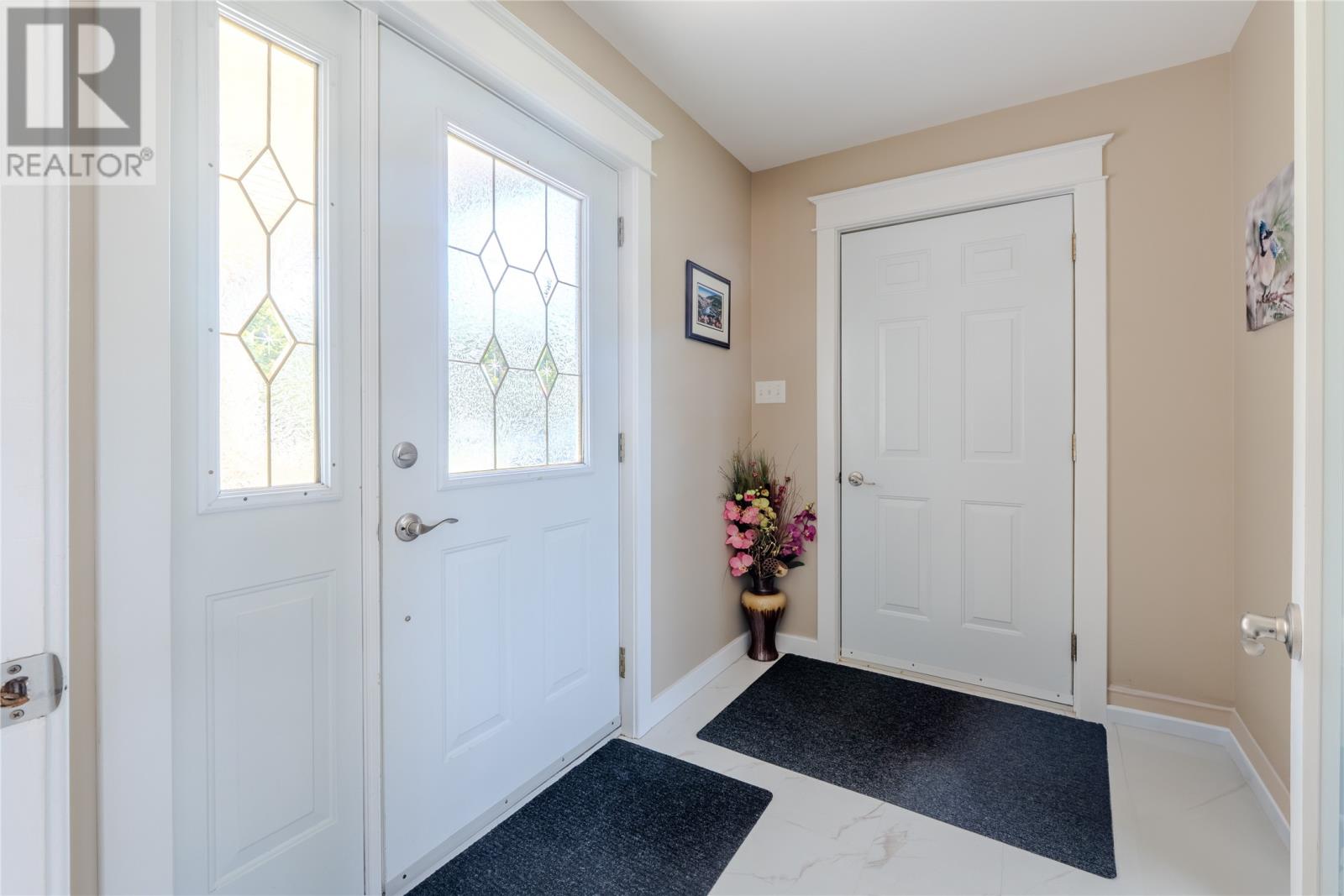 122 Nearys Pond Road