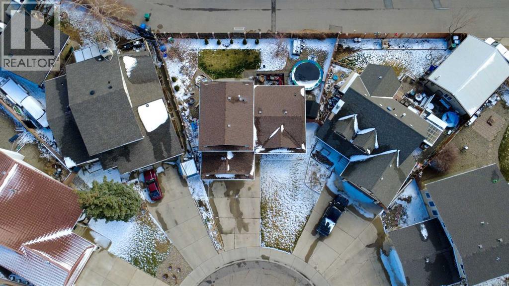 19 Beaverbrook Bay N