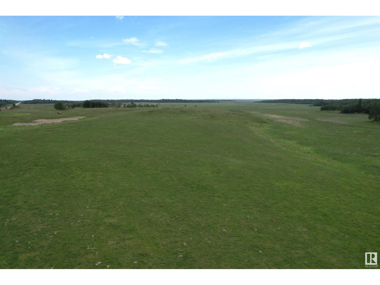 RR 215 & TWP RD 520