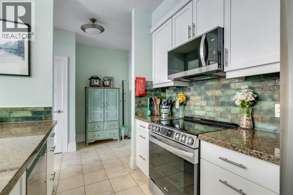 304, 518 33 Street NW