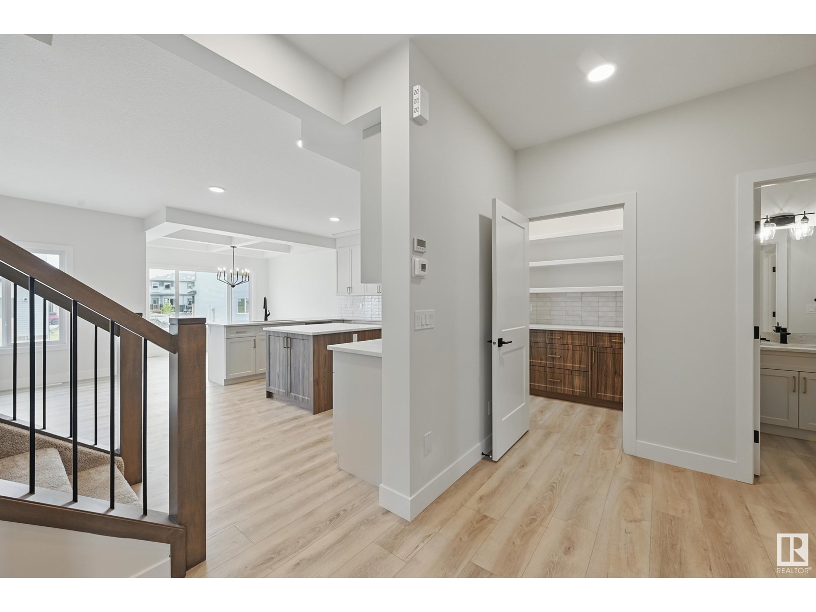 6212 DANSEREAU CR