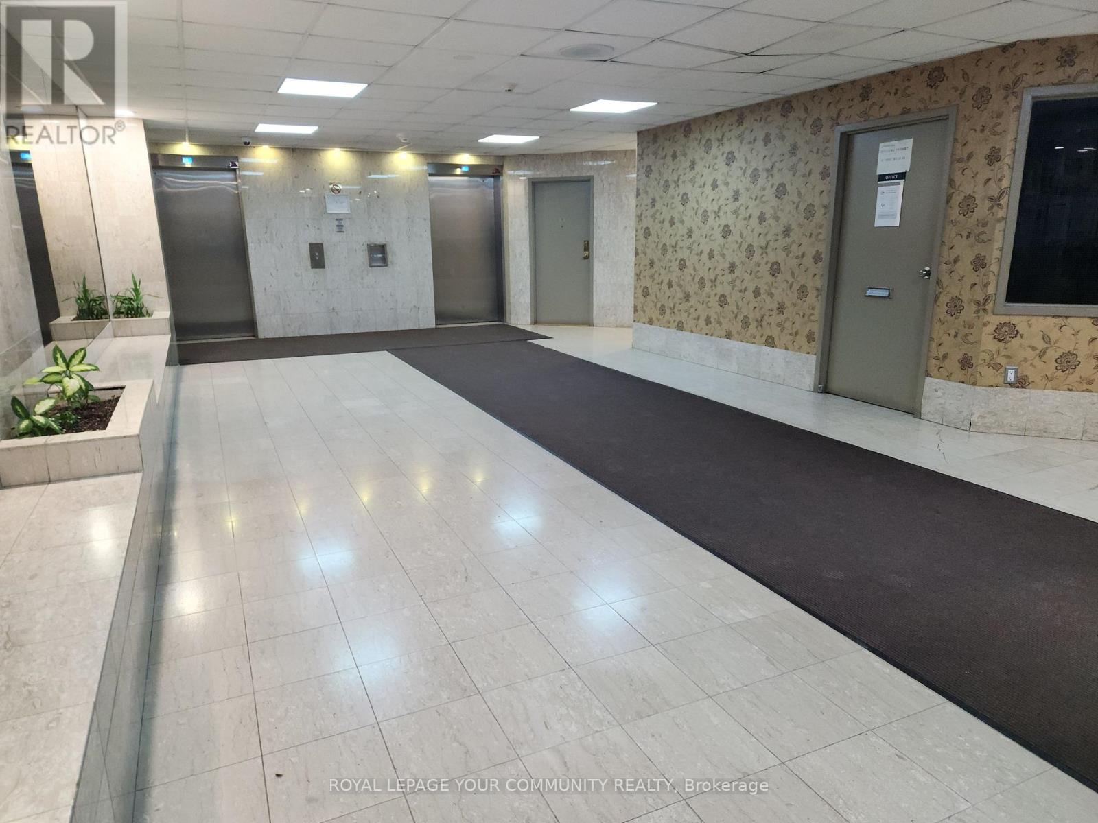 805 - 2470 EGLINTON AVENUE W