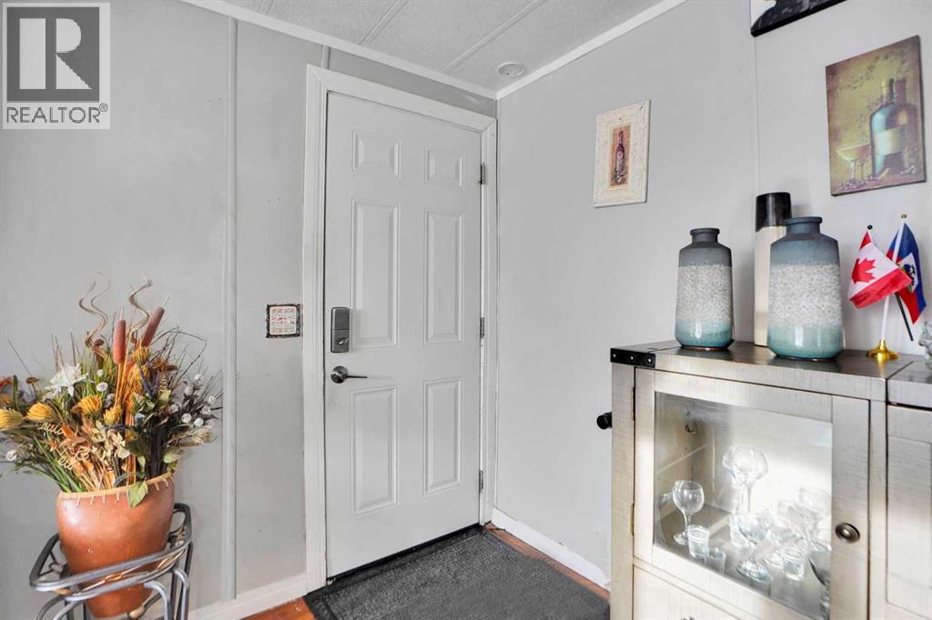 344, 6220 17 Avenue SE