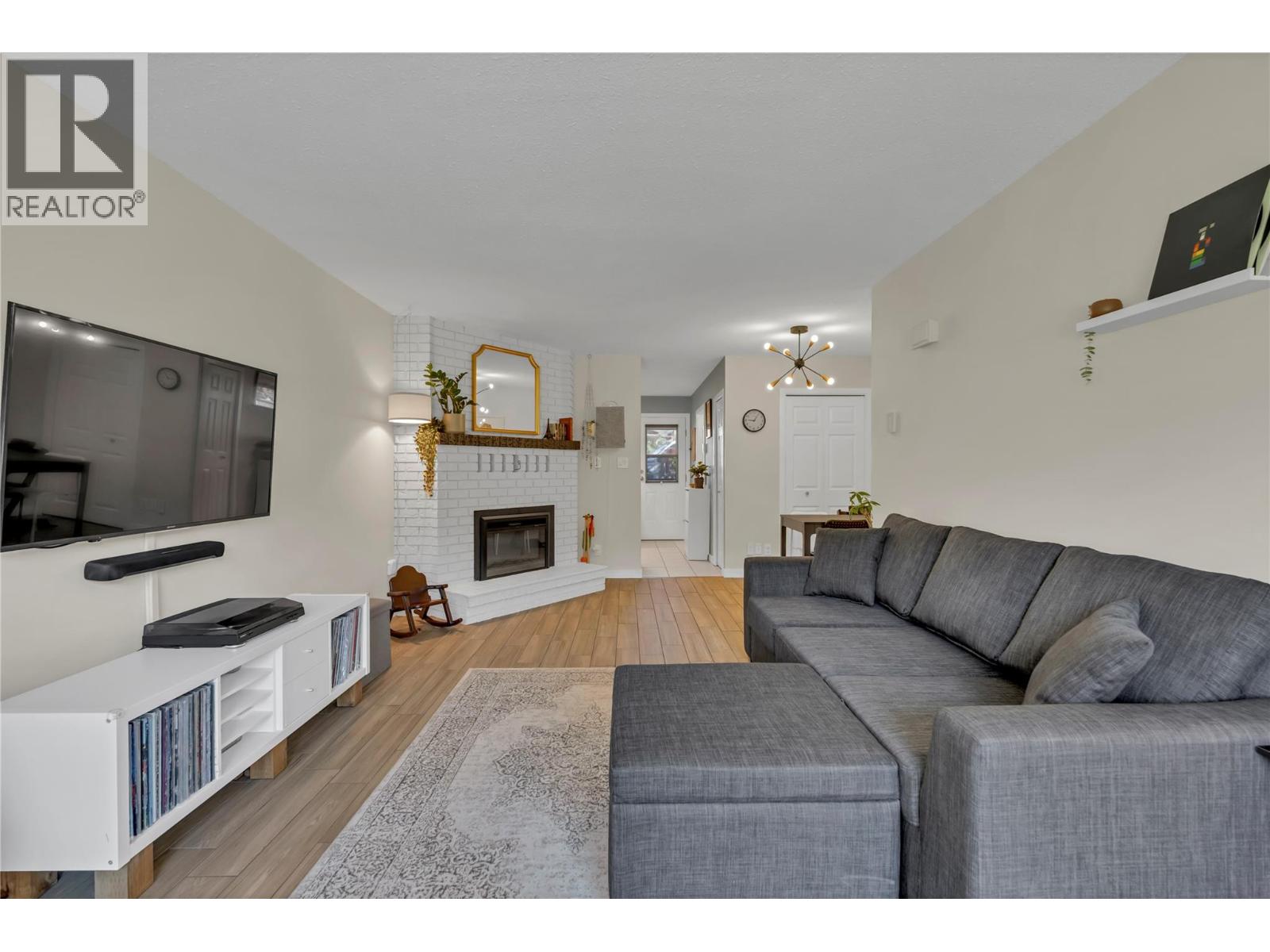 13707 Dickson Avenue Unit# 3