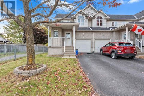 698 MACLEAN COURT Kingston (Kingston East (Incl Barret Crt)) ON K7K7L8