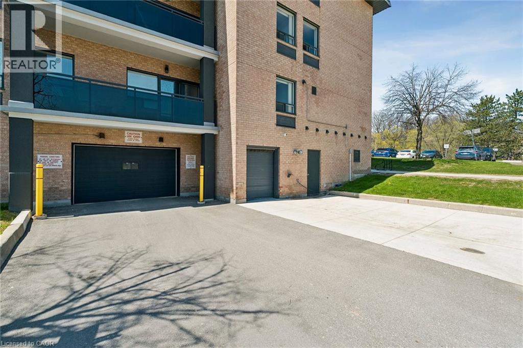 155 MAIN Street N Unit# 327