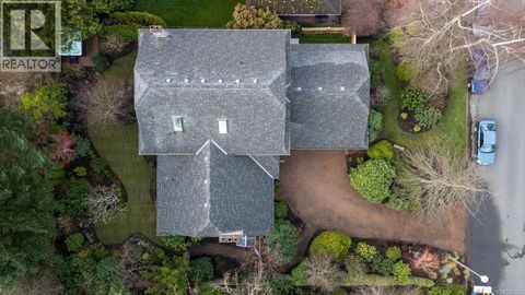 3913 Gibson Crt Saanich BC V8N6E2