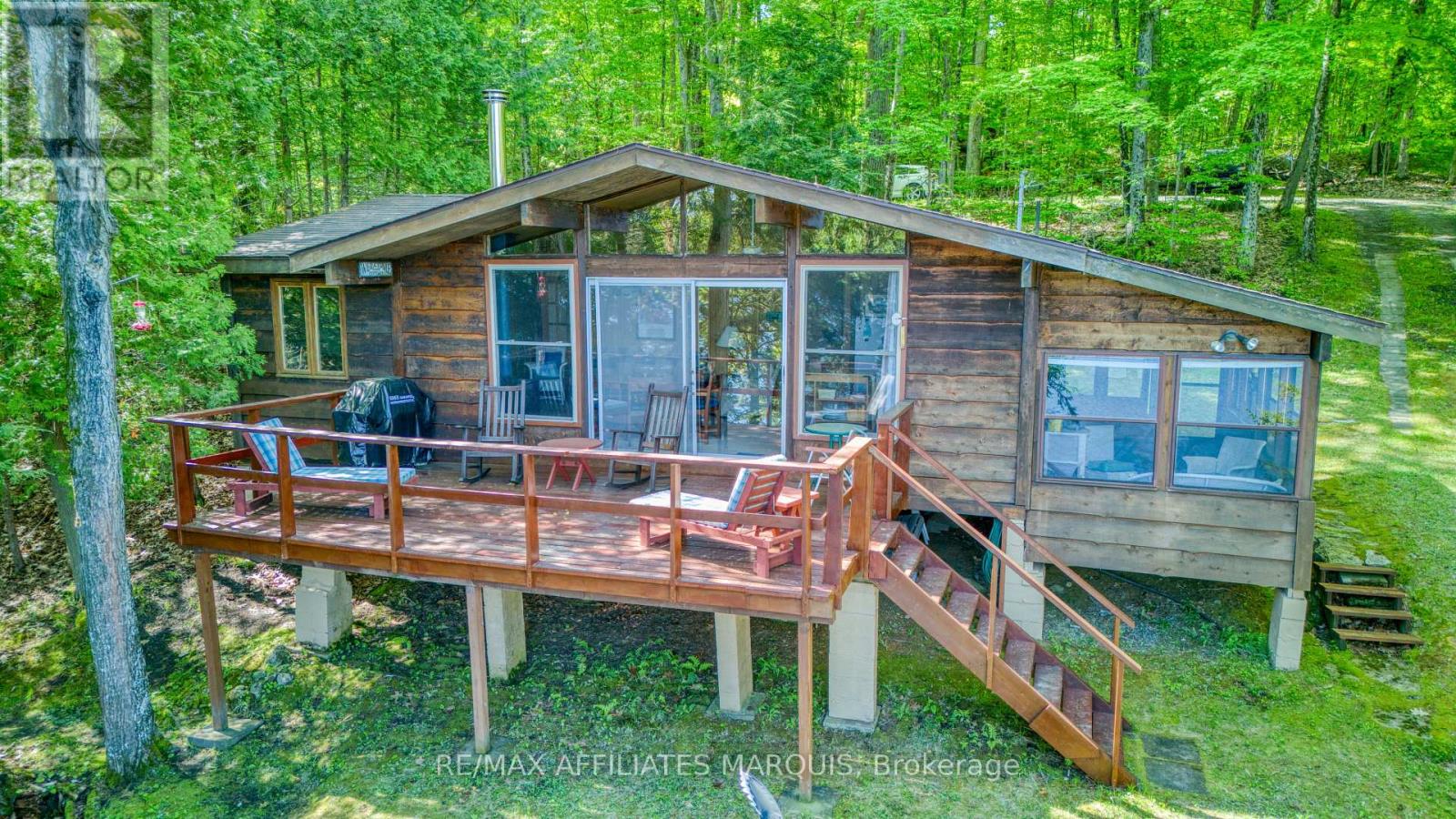 Photo 1 of 33 — 415 YVON LANE, Rideau Lakes, ON K0G1X0
