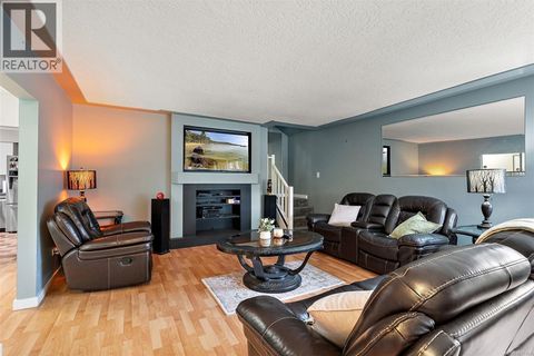 2183 Foul Bay Rd Oak Bay BC V8R5B1