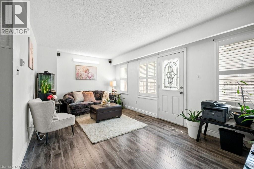 7255 DOOLEY Drive Unit# 47